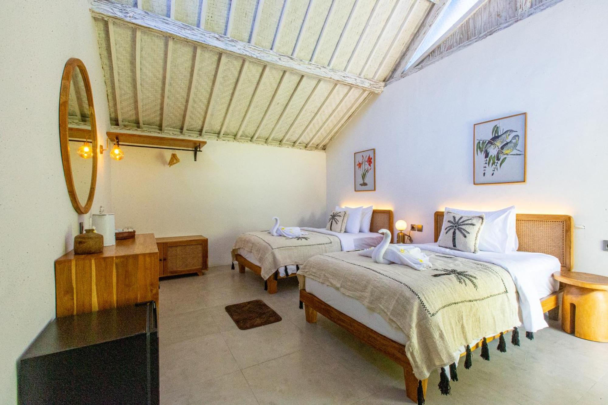 La Roja Bungalows Batununggul ภายนอก รูปภาพ